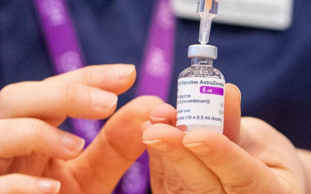 COVID, STOP ASTRAZENECA: IN ABRUZZO RICHIAMO CON PFIZER E MODERNA PER 75MILA PERSONE