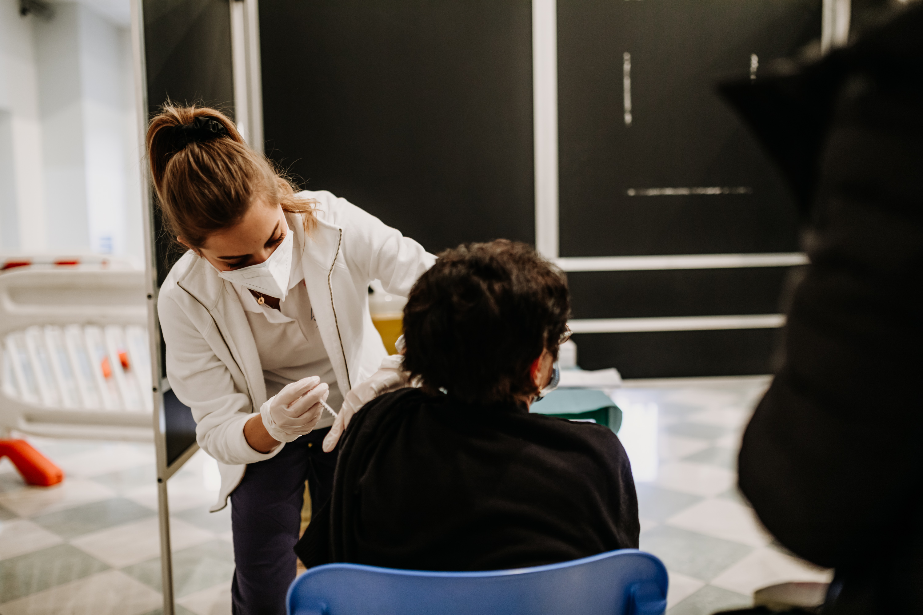 VACCINI COVID: VERI’, QUARESIMALE E BRUCCHI INCONTRANO LE IMPRESE