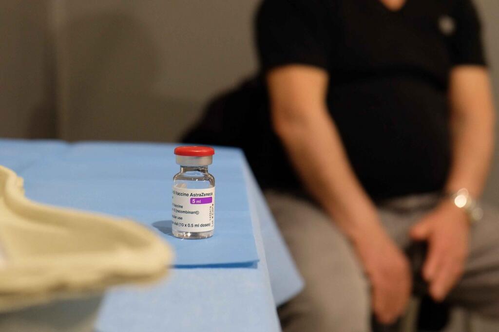 COVID, CTS: PFIZER E MODERNA PER SECONDA DOSE, ASTRAZENECA A OVER 60