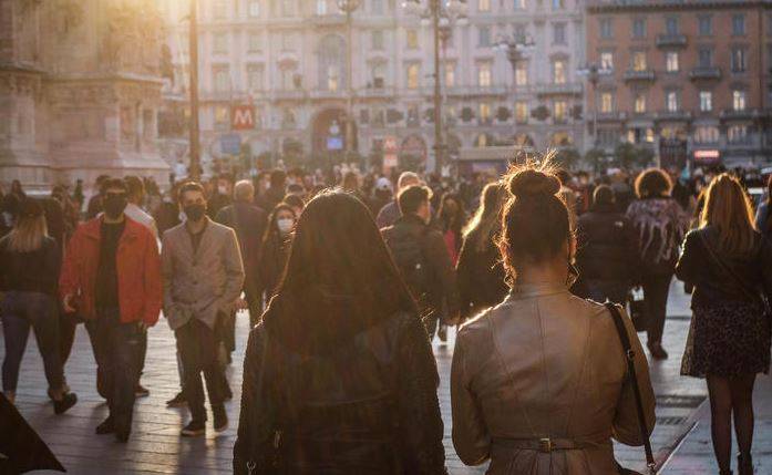 COVID: IN ITALIA RT IN CALO A 0.86, GIU’ ANCHE INCIDENZA