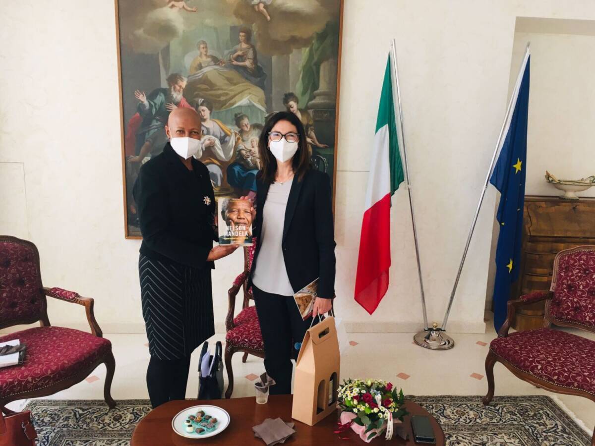 L’AQUILA, PREFETTO TORRACO RICEVE AMBASCIATORE DELLA REPUBBLICA DEL SUDAFRICA