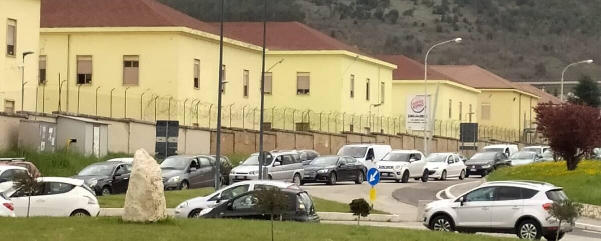 VIABILITA’ L’AQUILA, LAVORI IN ZONA OVEST: CAOS E TRAFFICO BLOCCATO