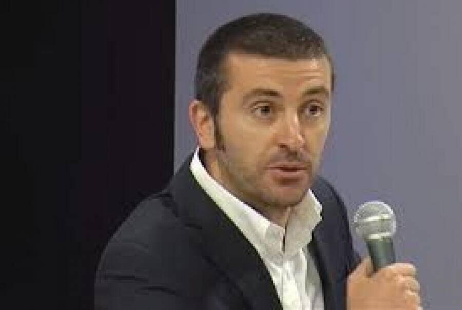 25 APRILE: FDI L’AQUILA, “ASSEMBRAMENTI E BANCHETTI A PIAZZA IX MARTIRI”