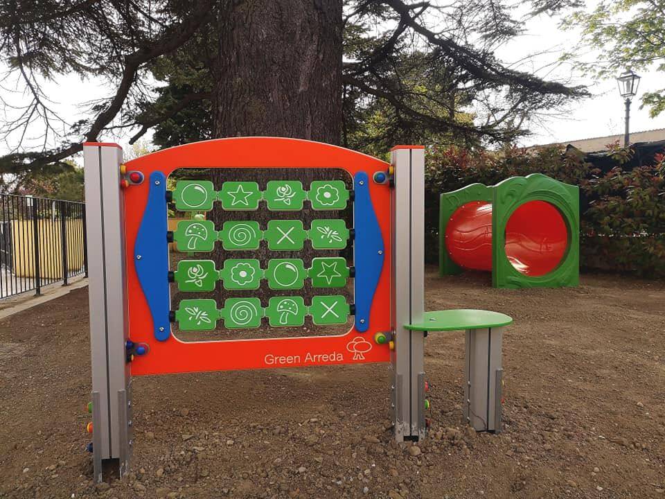 ATRI: NUOVO PARCO GIOCHI SCUOLA INFANZIA AMALTEA DI ATRI