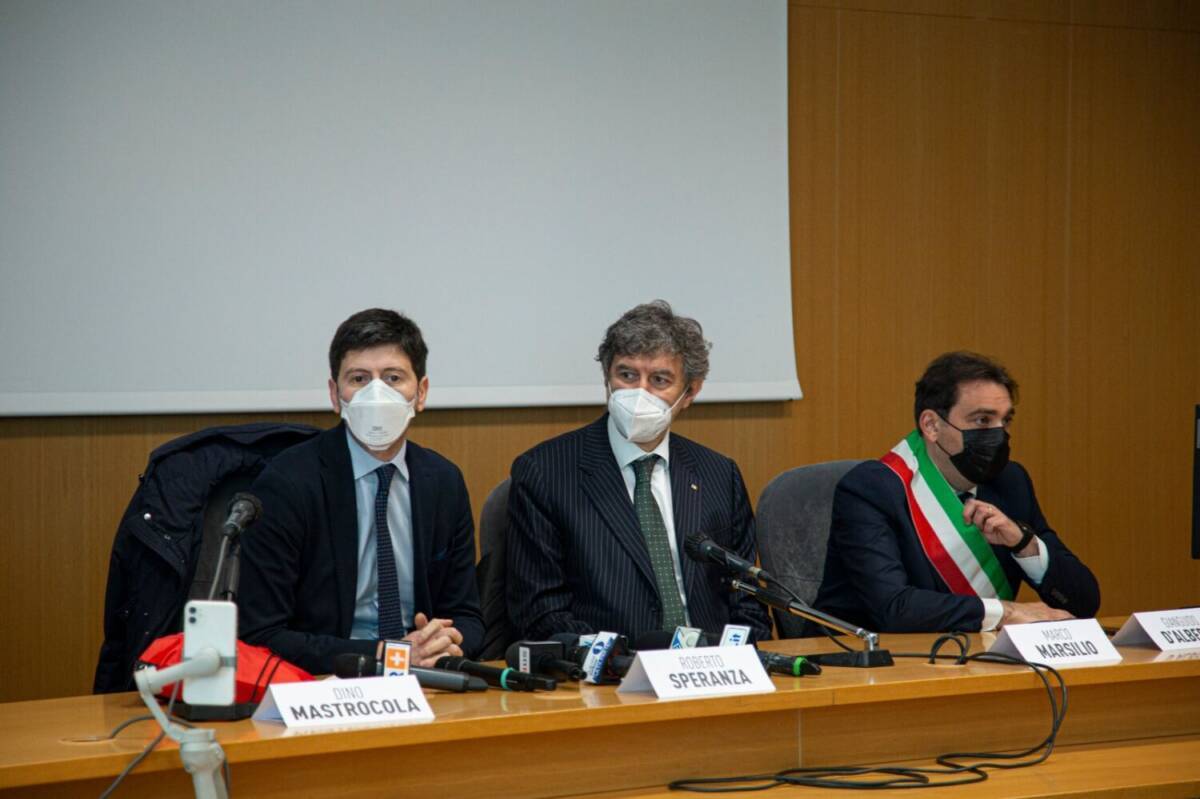 COVID, MARSILIO: “MINISTRO SPERANZA TOCCA CON MANO LE CAPACITA’ DELL’ABRUZZO”