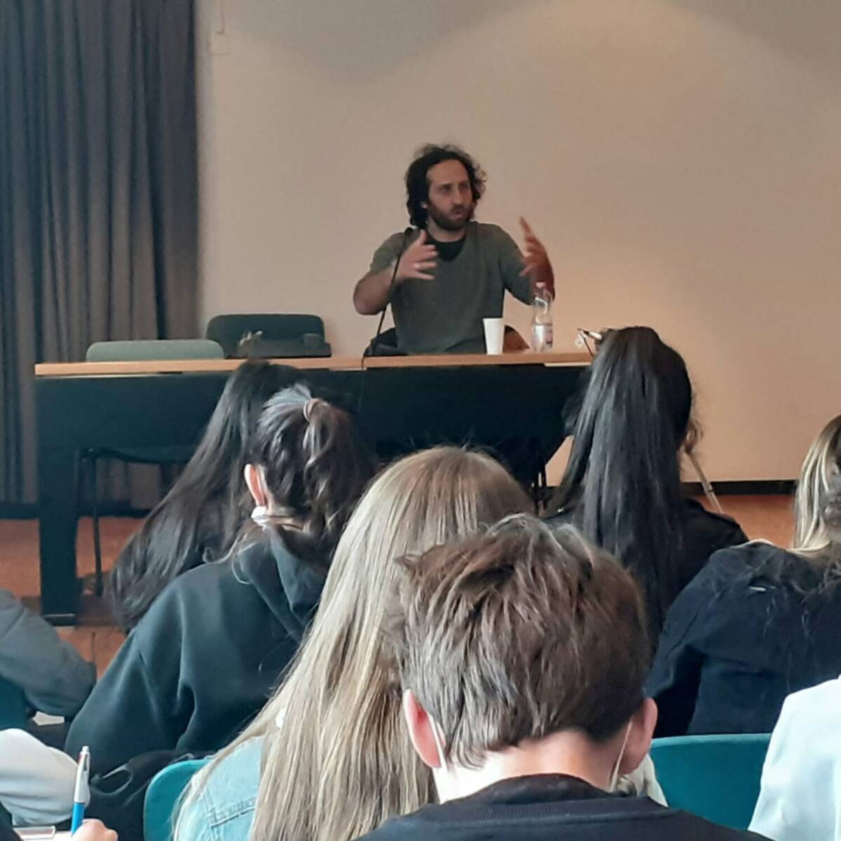 LIBRI PER RAGAZZI: L’ABRUZZO PROTAGONISTA IN SVIZZERA AL FESTIVAL IN PRESENZA “STORIE CONTROVENTO”