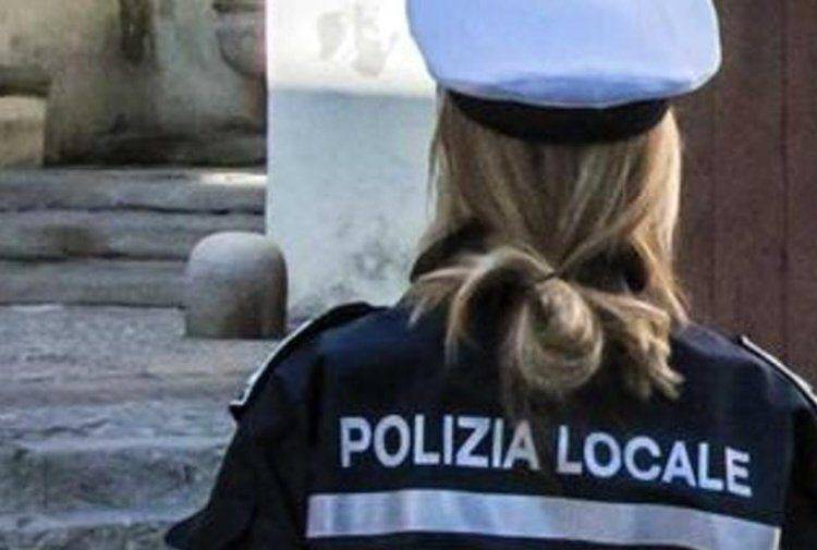 SAN SALVO, SANZIONE A VIGILESSA: IL TRIBUNALE LA ANNULLA, “NON HA VIOLATO DOVERI SERVIZIO”