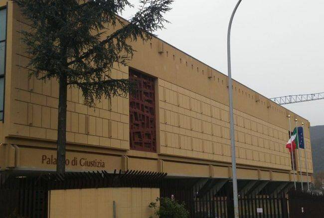 L’AQUILA, CONCUSSIONE E TENTATA CONCUSSIONE: GUARINO E CORDESCHI ASSOLTI IN APPELLO