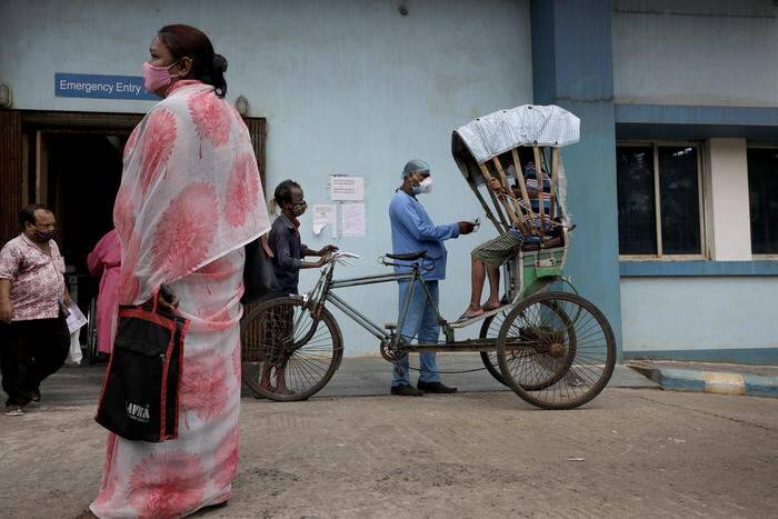 COVID: L’INDIA HA OLTREPASSATO 250MILA MORTI, CONTAGIO FUORI CONTROLLO