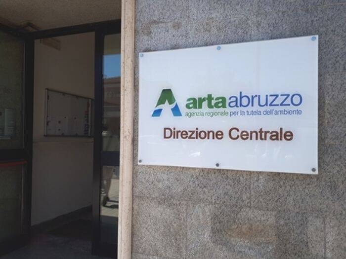 ACQUA NON POTABILE A L’AQUILA, ARTA: DOMANI LE ANALISI
