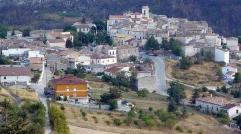 BORGHI DEL RESPIRO, CIVITARETENGA ENTRA NEL CIRCUITO: STAMATTINA LA CONSEGNA DELLA TARGA
