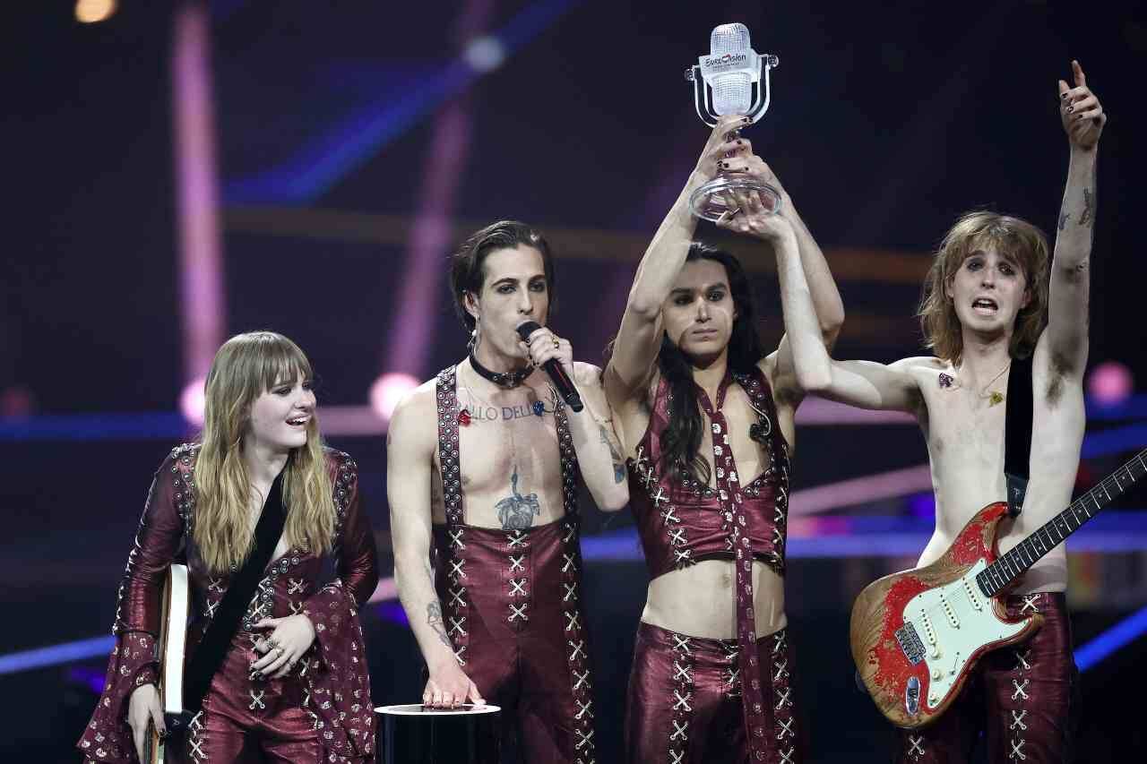 MANESKIN ALL’EUROVISION, DAMIANO NEGATIVO AL TEST ANTIDROGA: “IL CASO E’ CHIUSO”