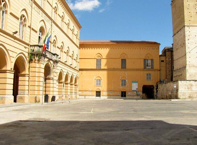 PRIMO MAGGIO, FDI CHIETI IN PIAZZA: “NON C’E’ FESTA SENZA LAVORO”