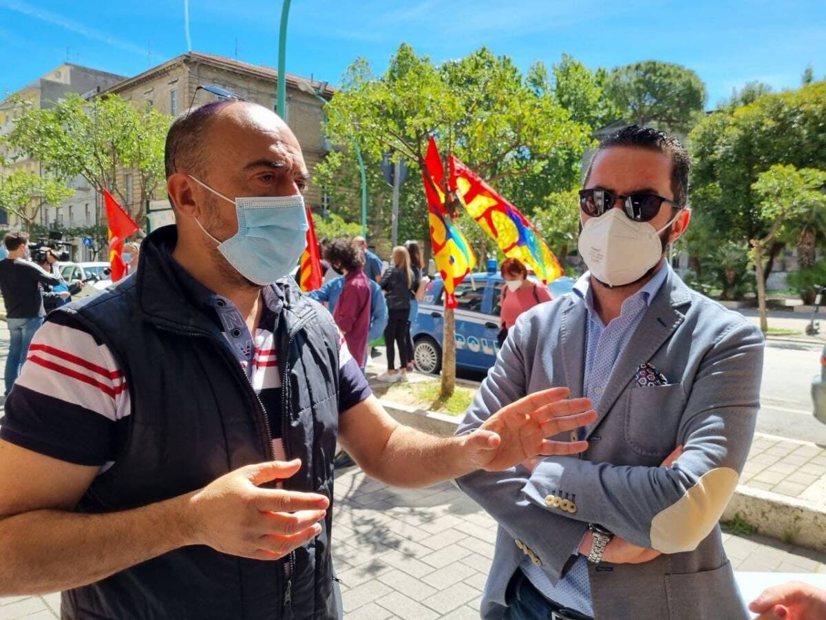 OSS E LAVORATORI COOPERATIVE ASL2, TAGLIERI E SMARGIASSI INCONTRANO VERI’: “ATTENDIAMO I FATI”