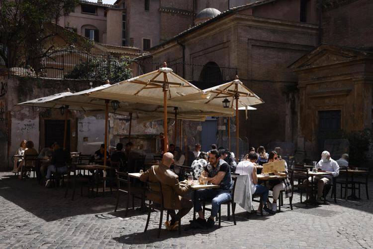 COVID: PRIME TRE REGIONI IN BIANCO DA LUNEDI’, A META’ GIUGNO SARANNO 13