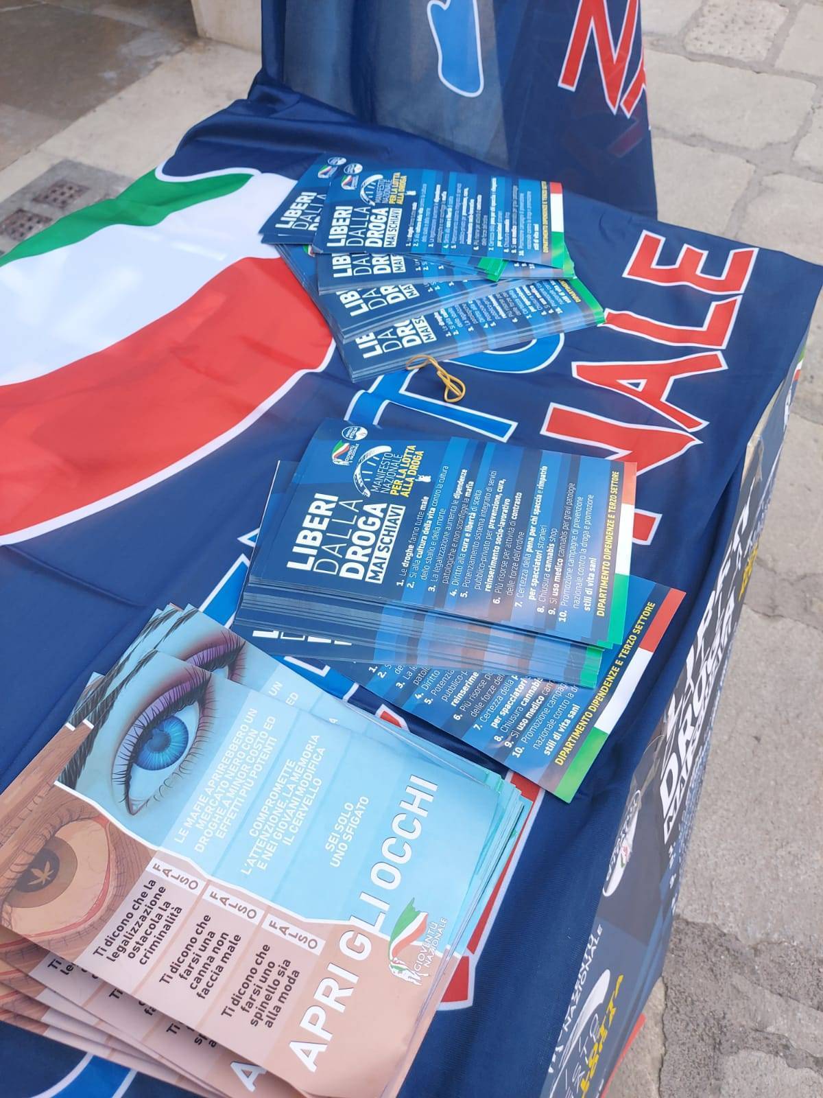 “LIBERI DALLA DROGA E MAI SCHIAVI”: INIZIATIVA A L’AQUILA DI FRATELLI D’ITALIA