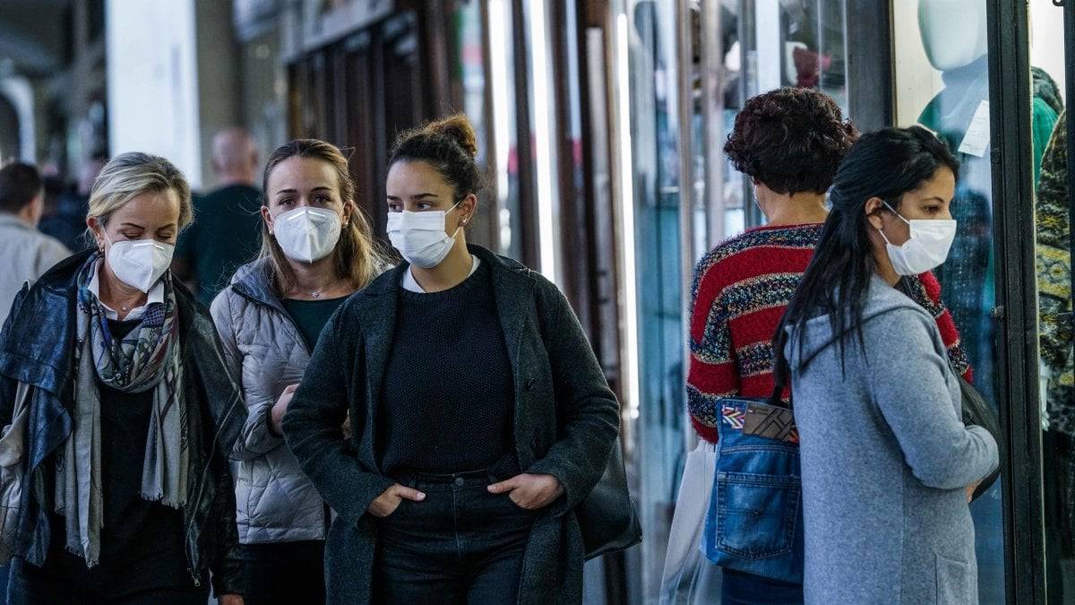 COVID, ITALIA VERSO LA ZONA BIANCA; IN ABRUZZO 25 CASI, ZERO MORTI E 5O GUARITI