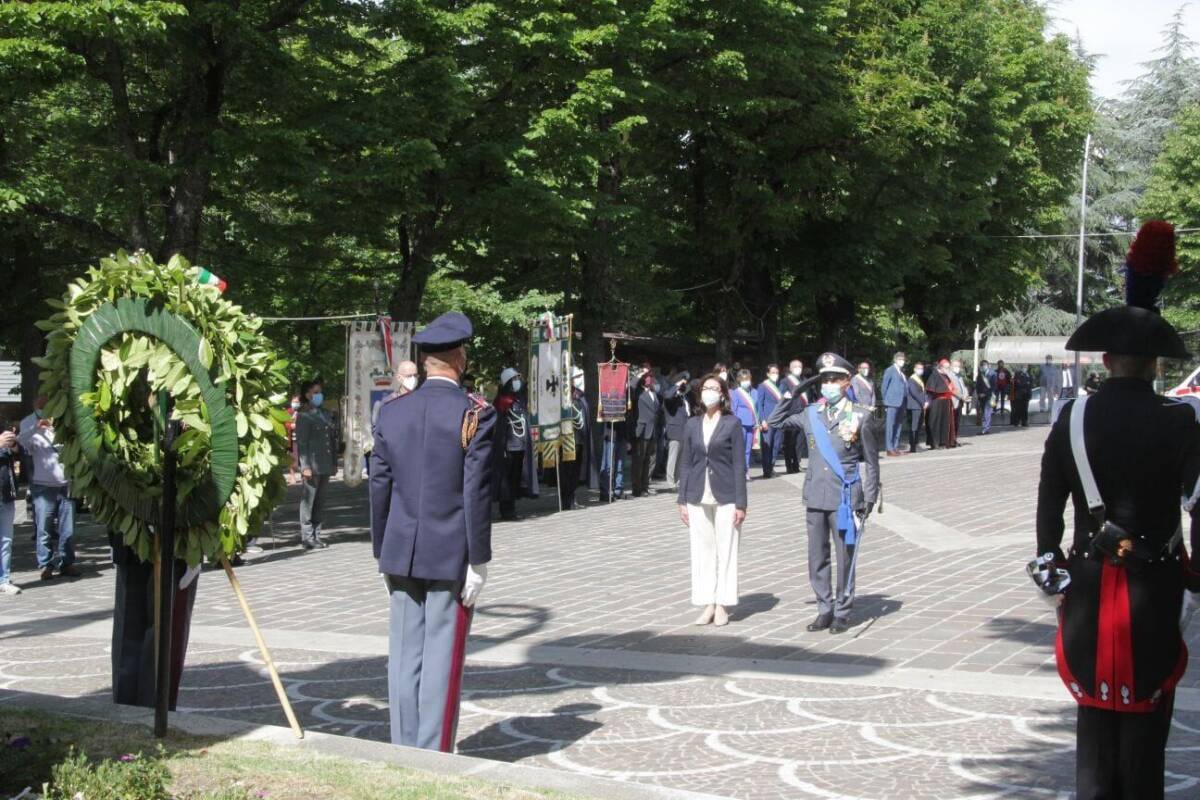 FESTA DELLA REPUBBLICA, LE CELEBRAZIONI ALLA VILLA COMUNALE DELL’AQUILA