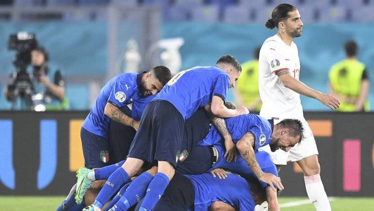 ITALIA-SVIZZERA, 3 A 0 PER GLI AZZURRI: ALTRA SERATA PERFETTA