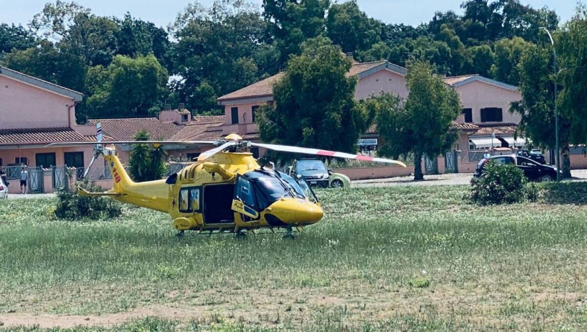 SPARATORIA AD ARDEA, UCCIDE FRATELLINI E ANZIANO E SI BARRICA IN CASA: MORTO SUICIDA 34ENNE