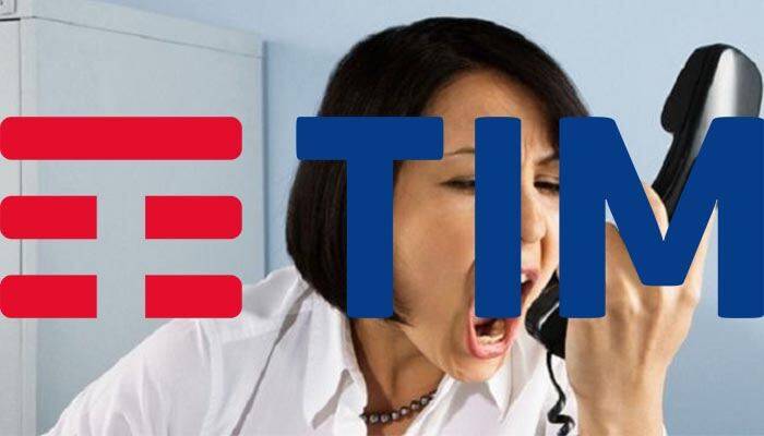 L’AQUILA: “ADDEBITO IN BOLLETTA PER TELEFONATE MAI FATTE, CALL CENTER TIM BUGIARDO”, LA PROTESTA