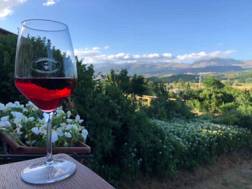 STIFFE: NEL PAESE DELLE GROTTE AUTOCHTHONUS, WINE TASTING, ARTE E SOUND SENZA CONFINI