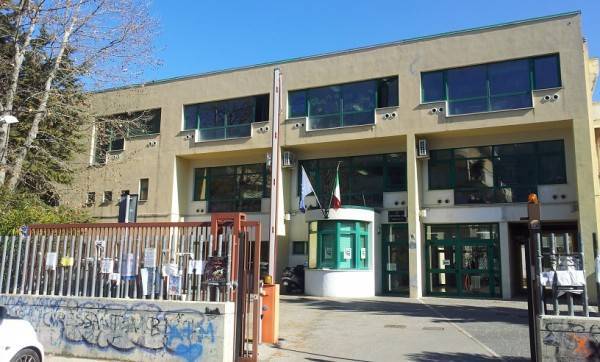 CAOS LICEO MARCONI: PESCARA IN AZIONE, “PROVINCIA DIA RISPOSTE IMMEDIATE”