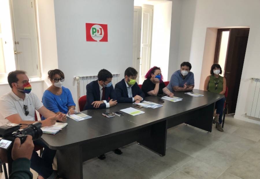 PD ABRUZZO, PRESENTATE LE “25 TESI PER L’ABRUZZO”, DOCUMENTO PER COSTRUIRE UN’ALTERNATIVA DI GOVERNO