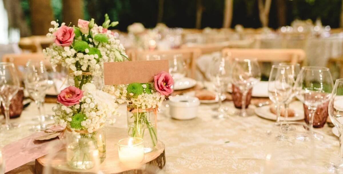 L’AQUILA, PRANZO AL RISTORANTE DOPO IL MATRIMONIO: SPOSI E INVITATI TROVANO CHIUSO