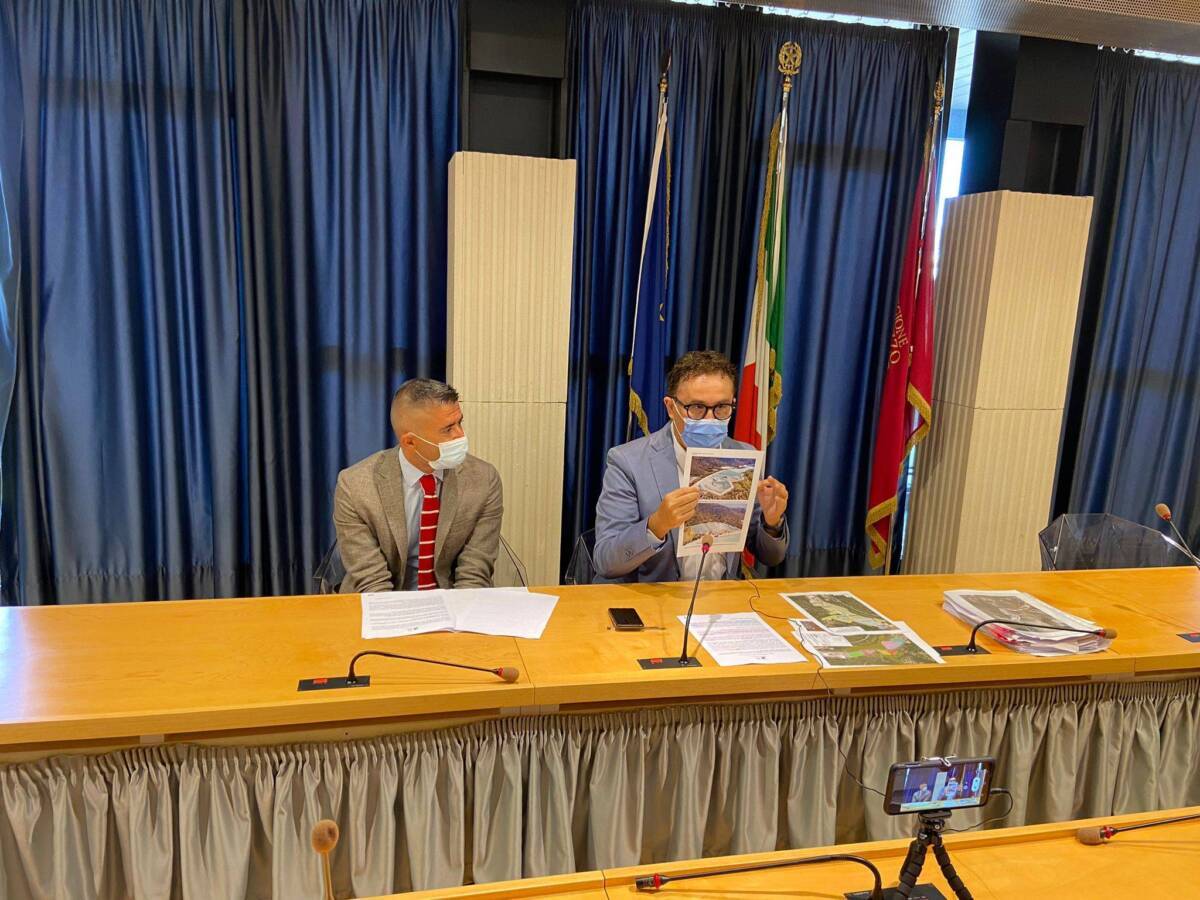 BUSSI, BONIFICA AREE EX 2A E 2B. PD: “SCENARI DA BRIVIDO, TEMPI LUNGHI E SPESE A CARICO REGIONE”
