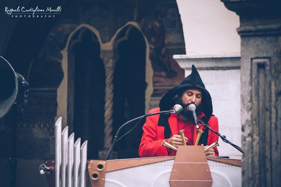 TAGLIACOZZO: ARRIVA VINICIO CAPOSSELA CON LA SUA “BESTIALE COMEDIA”