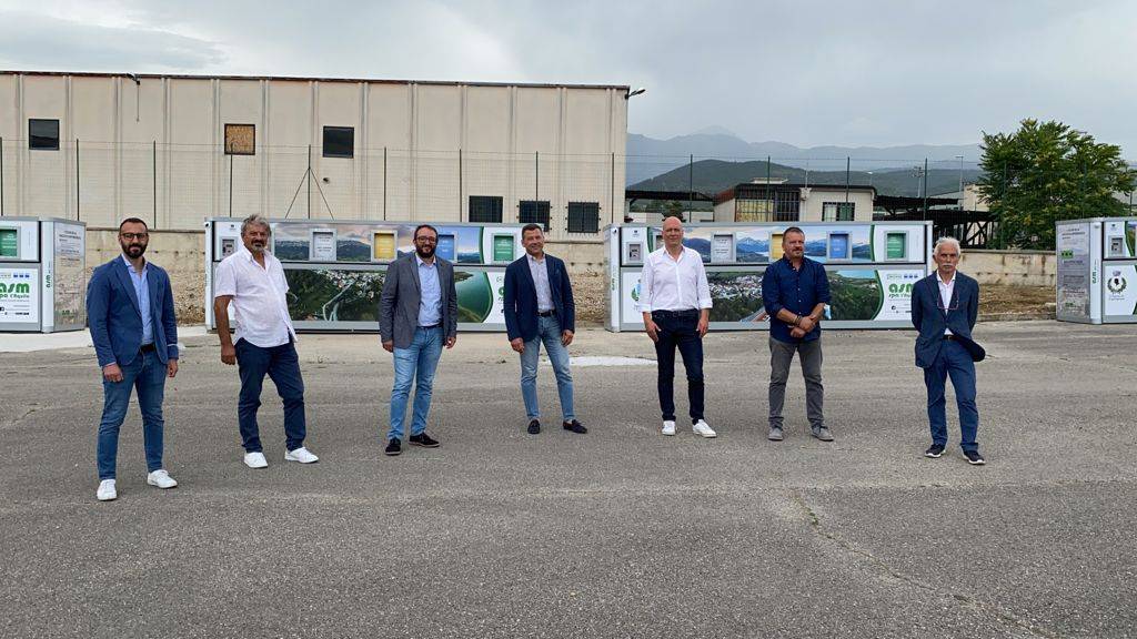ASM  L’AQUILA, PRESENTATE ECOISOLE NOVE  NUOVE ECOLOGICHE PER LA RACCOLTA DIFFERENZIATA