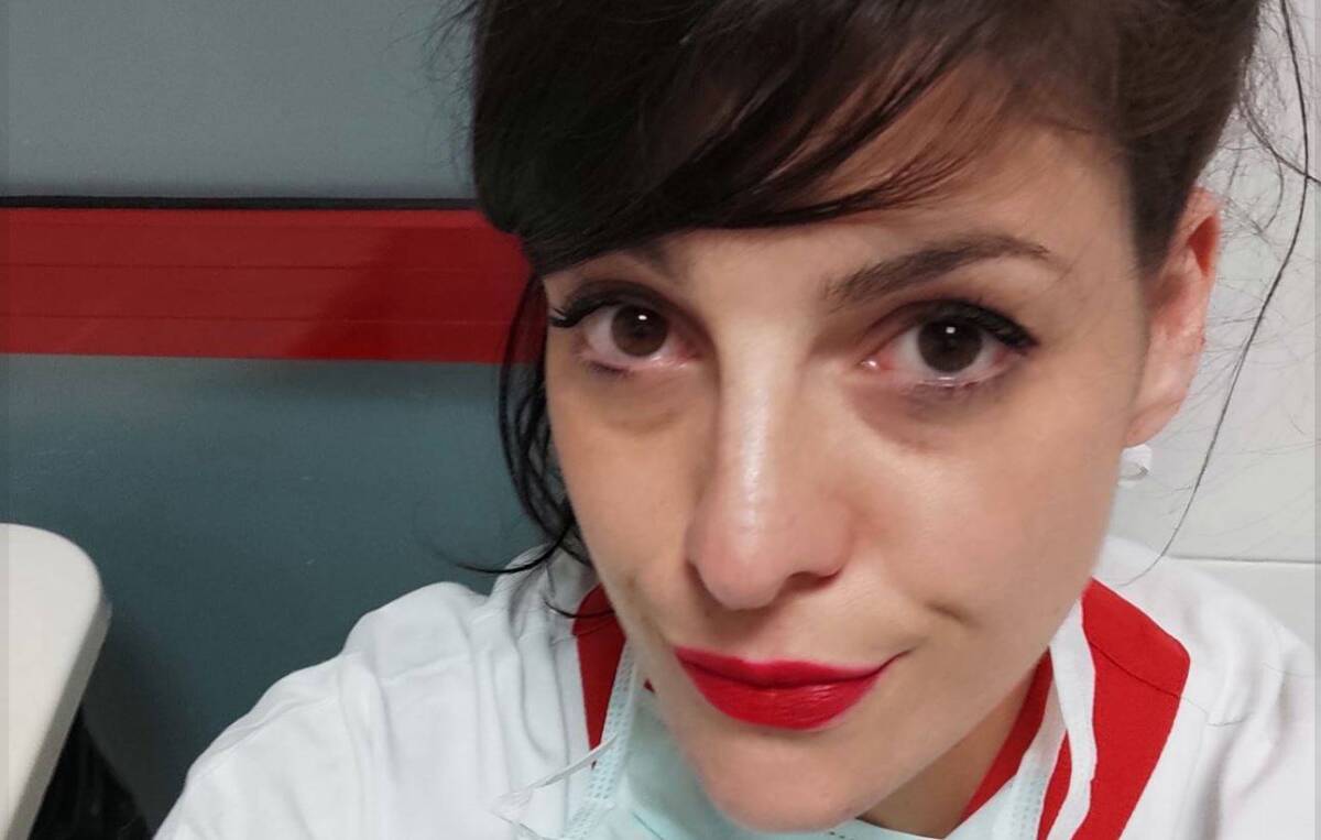 L’AQUILA: INFERMIERA TROVATA MORTA IN CASA, PROBABILE COCKTAIL DI FARMACI