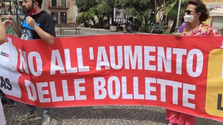 “GOVERNO BLOCCHI AUMENTO BOLLETTE”, PRC: “NON ERA IL TEMPO DI DARE? CONSIGLI COMUNALI APPROVINO ODG”