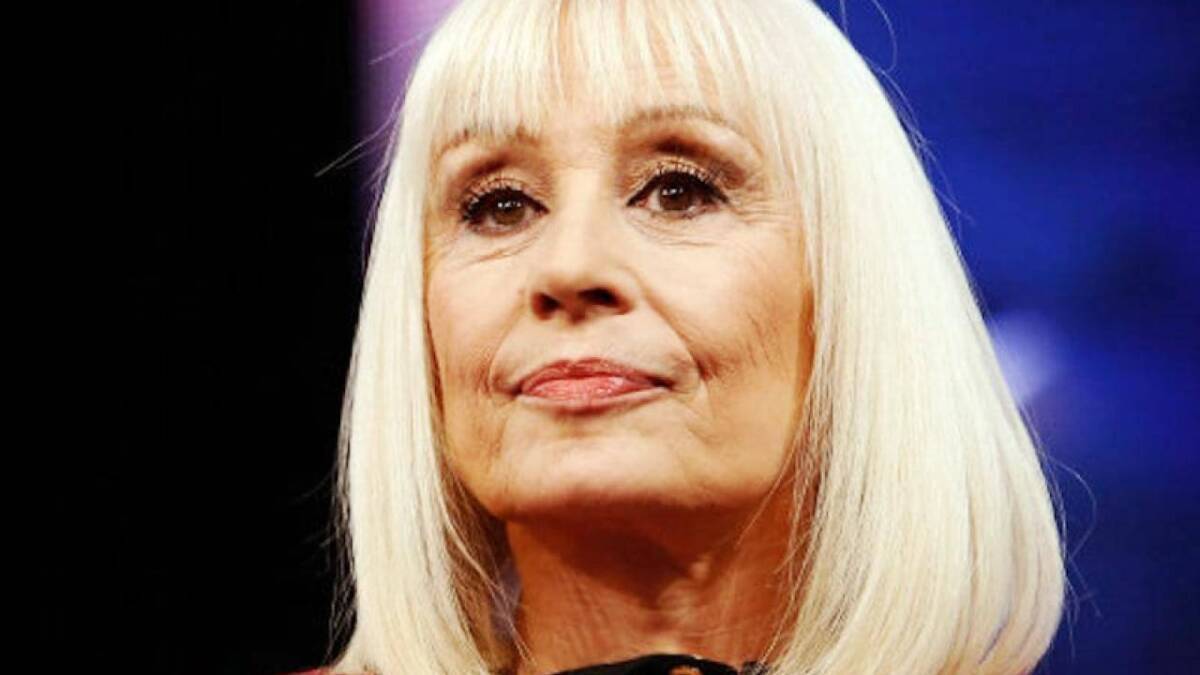 LUTTO NEL MONDO DELLO SPETTACOLO: E’ MORTA RAFFAELLA CARRA’