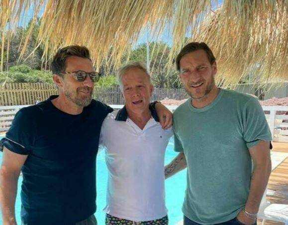 PESCARA: TOTTI A PRANZO CON EX COMPAGNO DI SQUADRA DI FRANCESCO AL LIDO STELLA D’ORO