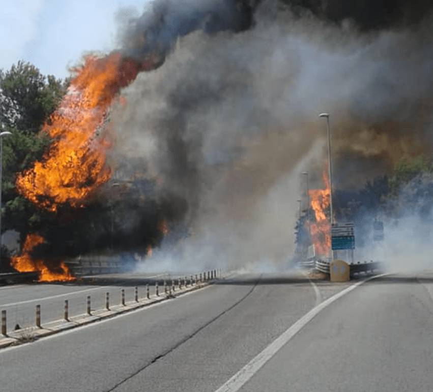 INCENDI PESCARA: CINQUE PERSONE IN OSPEDALE, ANCHE UNA BAMBINA