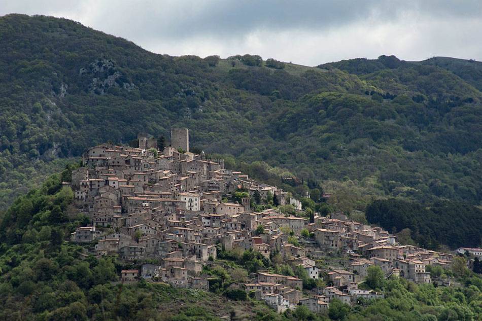 ELEZIONI PERETO: LA LISTA A SOTEGNO DEL CANDIDATO SINDACO GIACINTO SCIO’