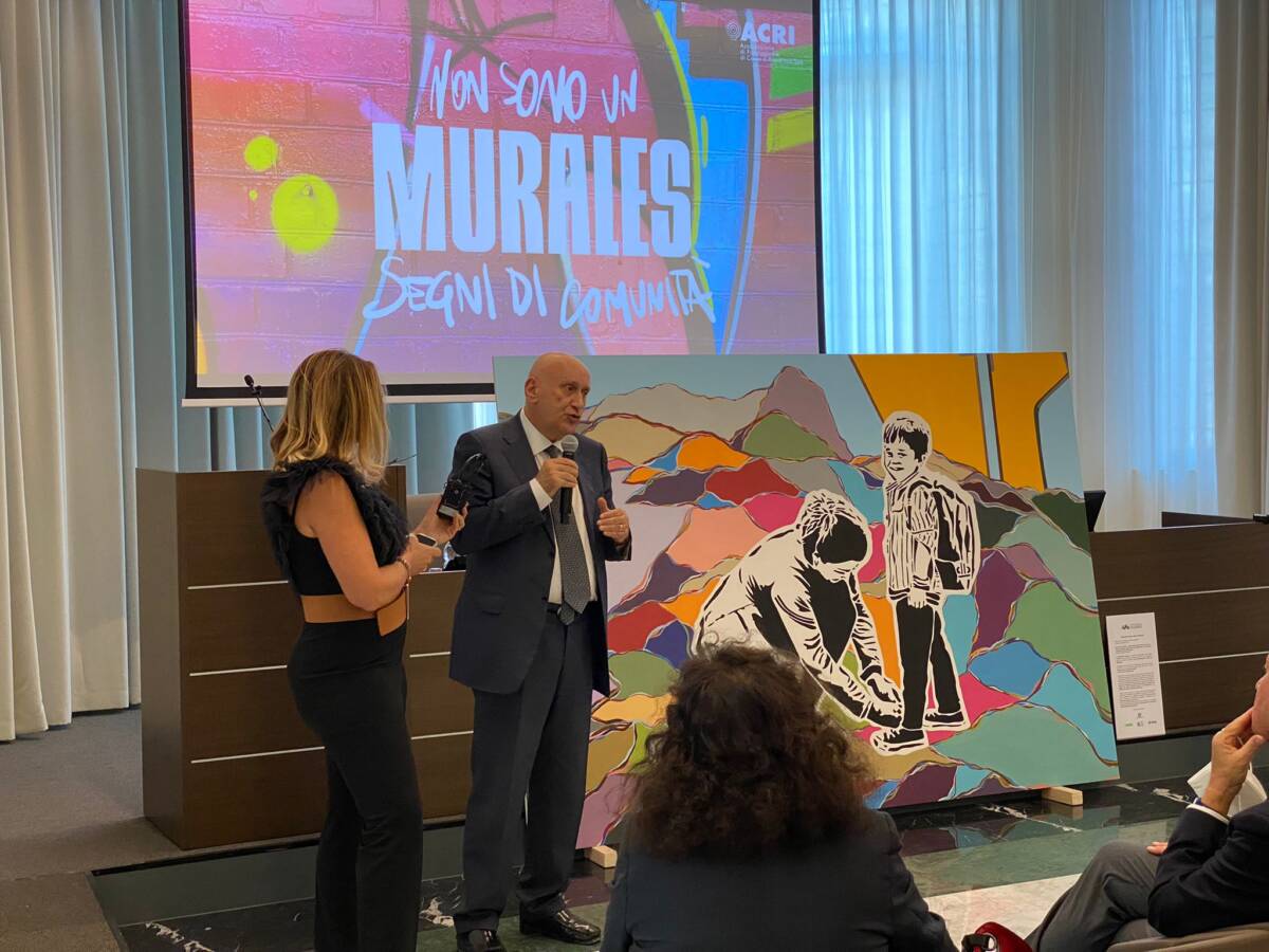 “NON SONO MURALES – SEGNI DI COMUNITA'”, PRESENTATO PROGETTO ANCHE ALL’AQUILA DA FONDAZIONE CARISPAQ