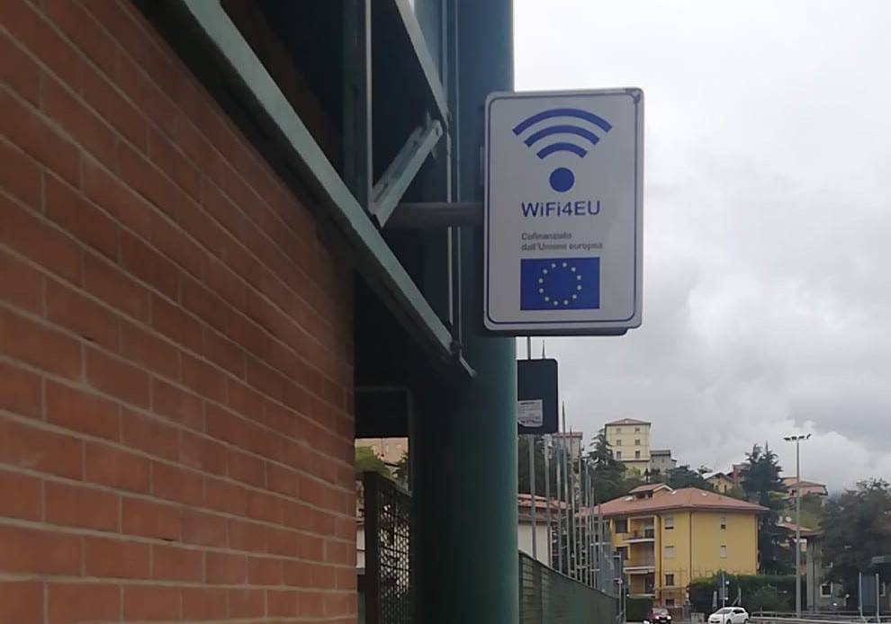 L’AQUILA, MANNETTI: “7 NUOVI PUNTI PUBBLICI DI ACCESSO WIFI GRATUITO”