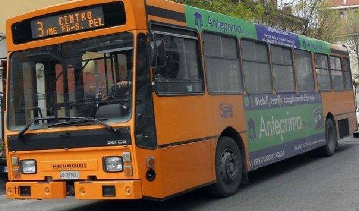 L’AQUILA: UN PADRE, “NO PENSILINE A MAP SANTA RUFINA, PERICOLO PER NOSTRI FIGLI CHE ASPETTANO BUS”