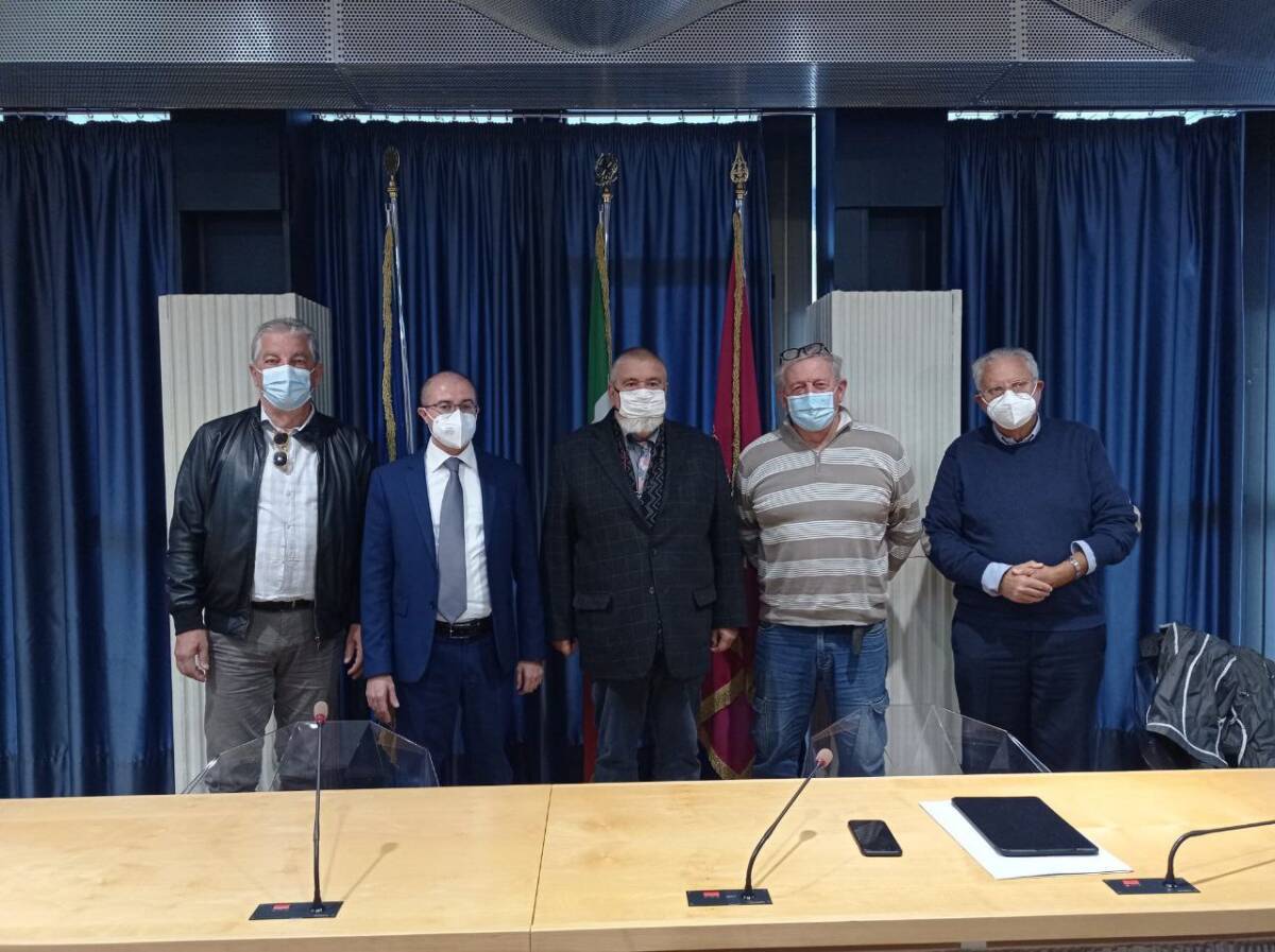 PESCARA: RESIDENTI FOSSO GRANDE E PETTINARI CHIEDONO  INTERVENTI PER MESSA IN SCIUREZZA IDRICA