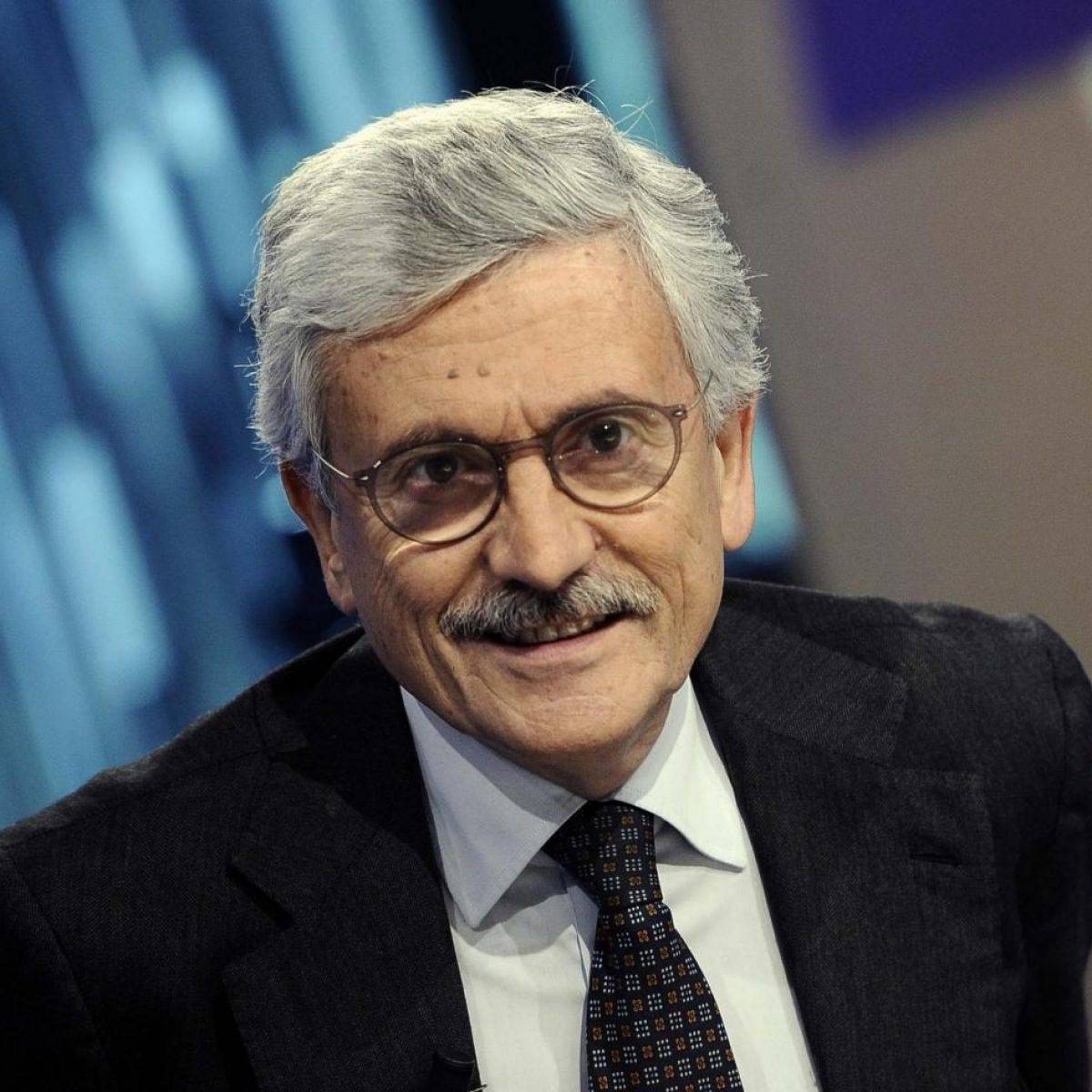 QUALE MONDO DOPO LA PANDEMIA: D’ALEMA A L’AQUILA ALL’AUDITORIUM DELLA CGIL