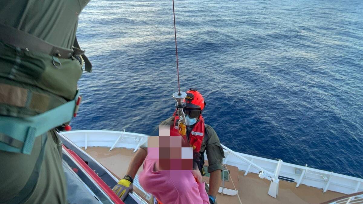 MALORE SU NAVE DA CROCIERA: UOMO SOCCORSO DA GUARDIA COSTIERA DI PESCARA