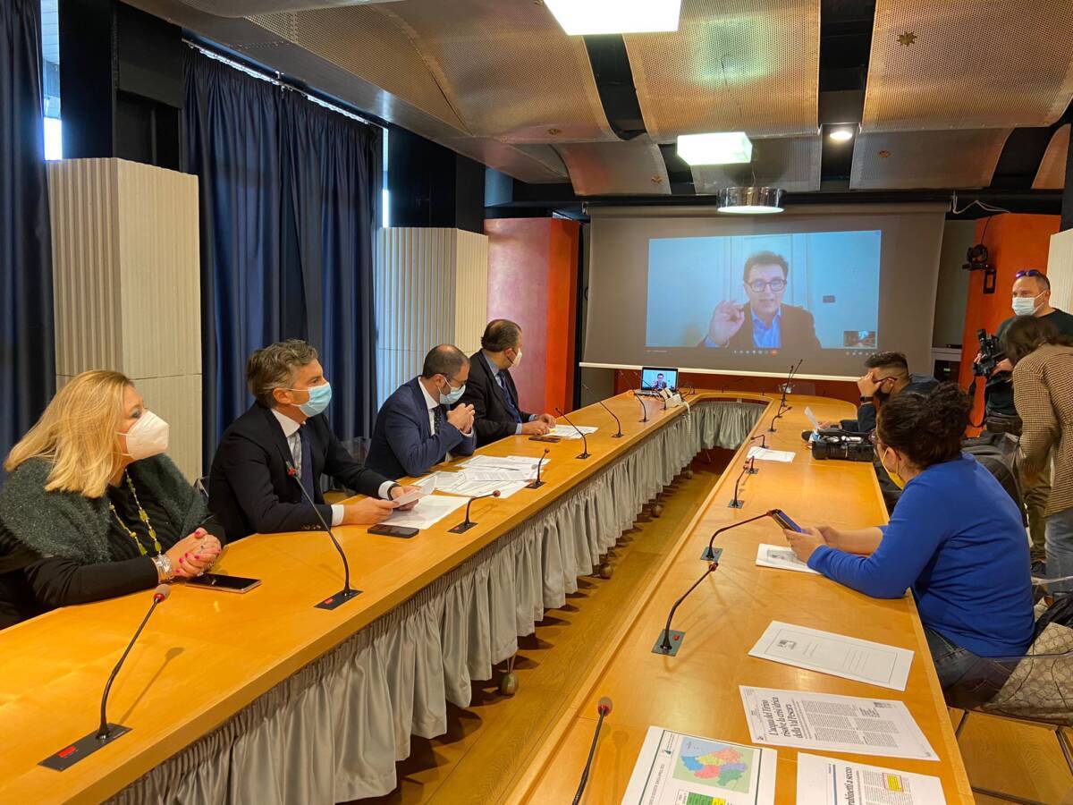CRISI IDRICA, PD: “SOTTOVALUTAZIONE DEL RISCHIO, RITARDI E PROCEDURE SBAGLIATE DI ACA E REGIONE”