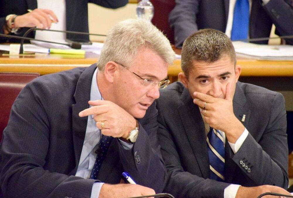 AGRICOLTURA, PAOLUCCI E PEPE: “SU PRIMI 1.62 MILIARDI EROGATI, ZERO ALL’ABRUZZO, GIUNTA LENTA”