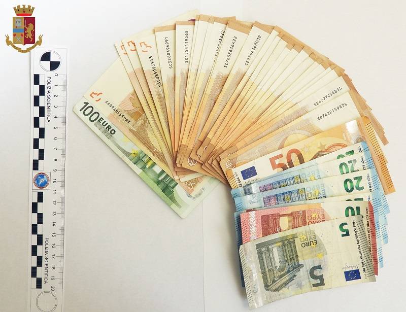 CENTRALE DELLO SPACCIO IN CASA, COPPIA NEI GUAI A CHIETI SCALO