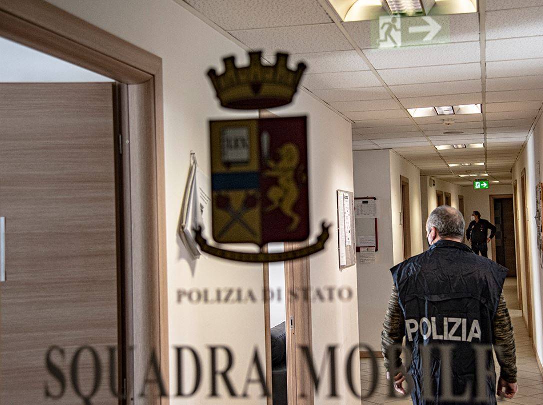 L’AQUILA: ARRESTATI AL TORRIONE DUE GIOVANI MACEDONI PER SPACCIO DI STUPEFACENTI