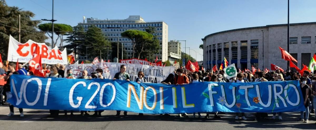“VOI G20, NOI IL FUTURO”, A MANIFESTAZIONE ROMA DELEGAZIONE DI RIFONDAZIONE COMUNISTA TERAMO
