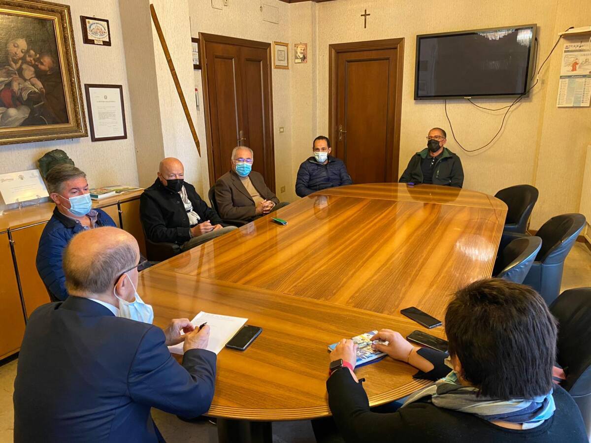 RIFIUTI E DECORO, GIRO DI VITE COMUNE CHIETI – FORMULA SU DISCARICHE ABUSIVE E DEIEZIONI CANINE